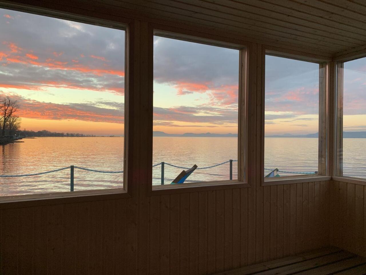 Bl Bavaria Yachtclub & Apartments バラトンレッレ エクステリア 写真