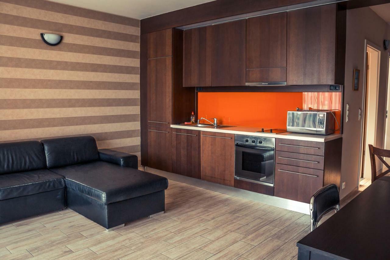Bl Bavaria Yachtclub & Apartments バラトンレッレ エクステリア 写真